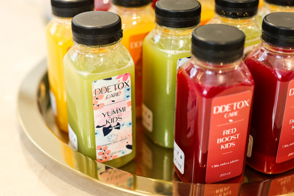 Hladno prešani voćni i povrtni sokovi iz DDetox Kids linije