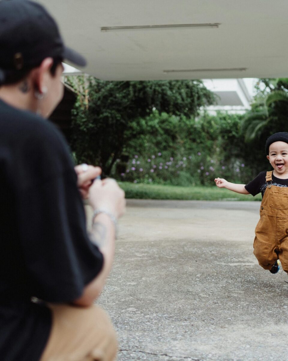 Novi stil odgoja kaže: ‘pusti dijete da snosi posljedice’! Ali gdje je granica?