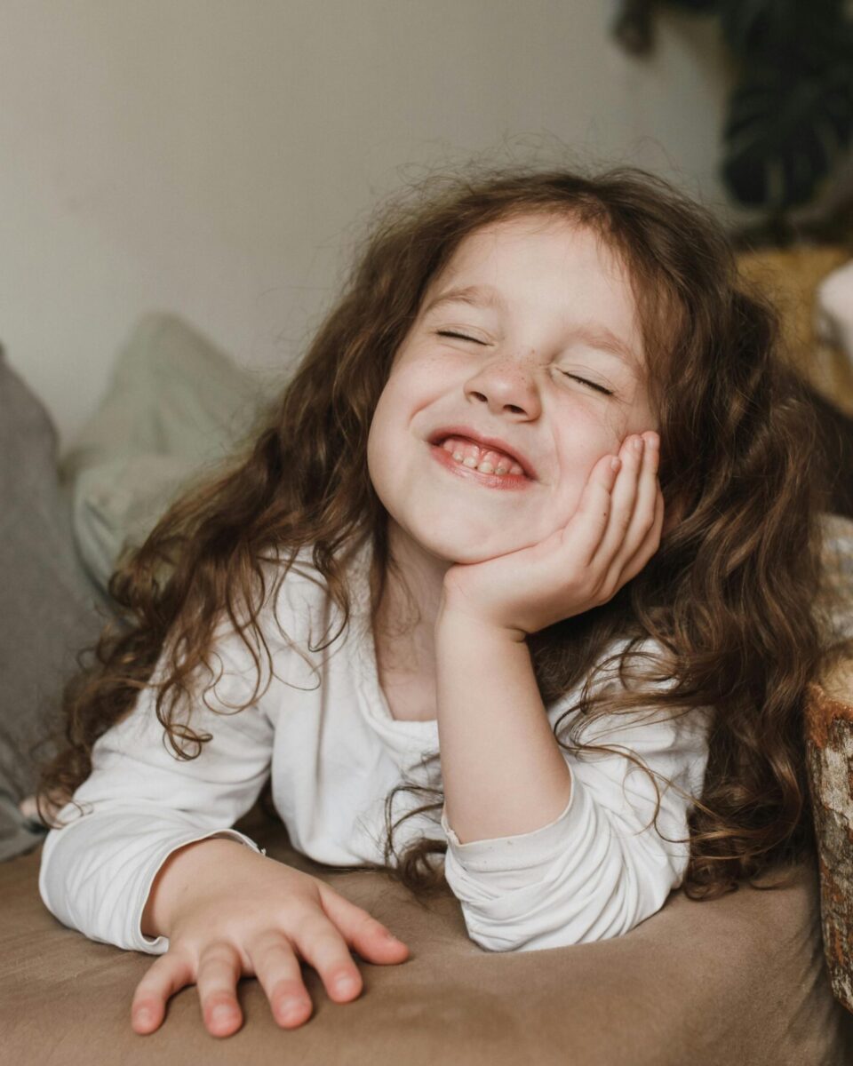 Dijete u snu škripi zubima? Evo kada je to znak za uzbunu!