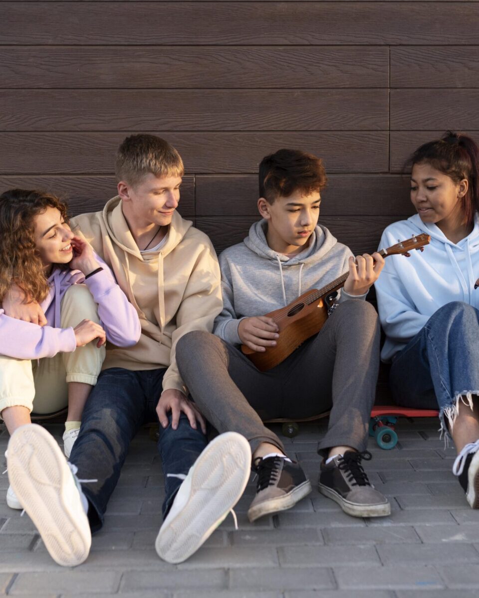 Zašto tinejdžeri posežu za alkoholom – i što roditelji često ne vide?