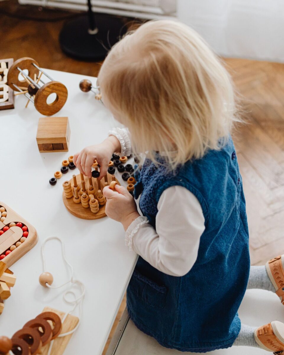 Ovo su najpopularnije Montessori igračke koje djeca obožavaju